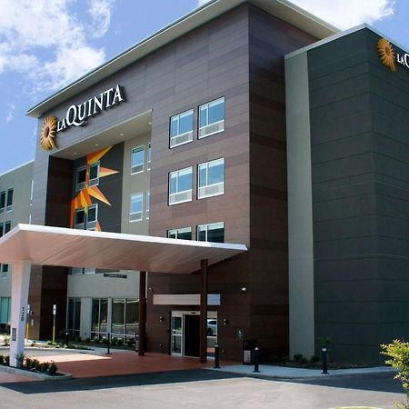 La Quinta Inn & Suites By Wyndham Manchester - Arnold Afb 외부 사진